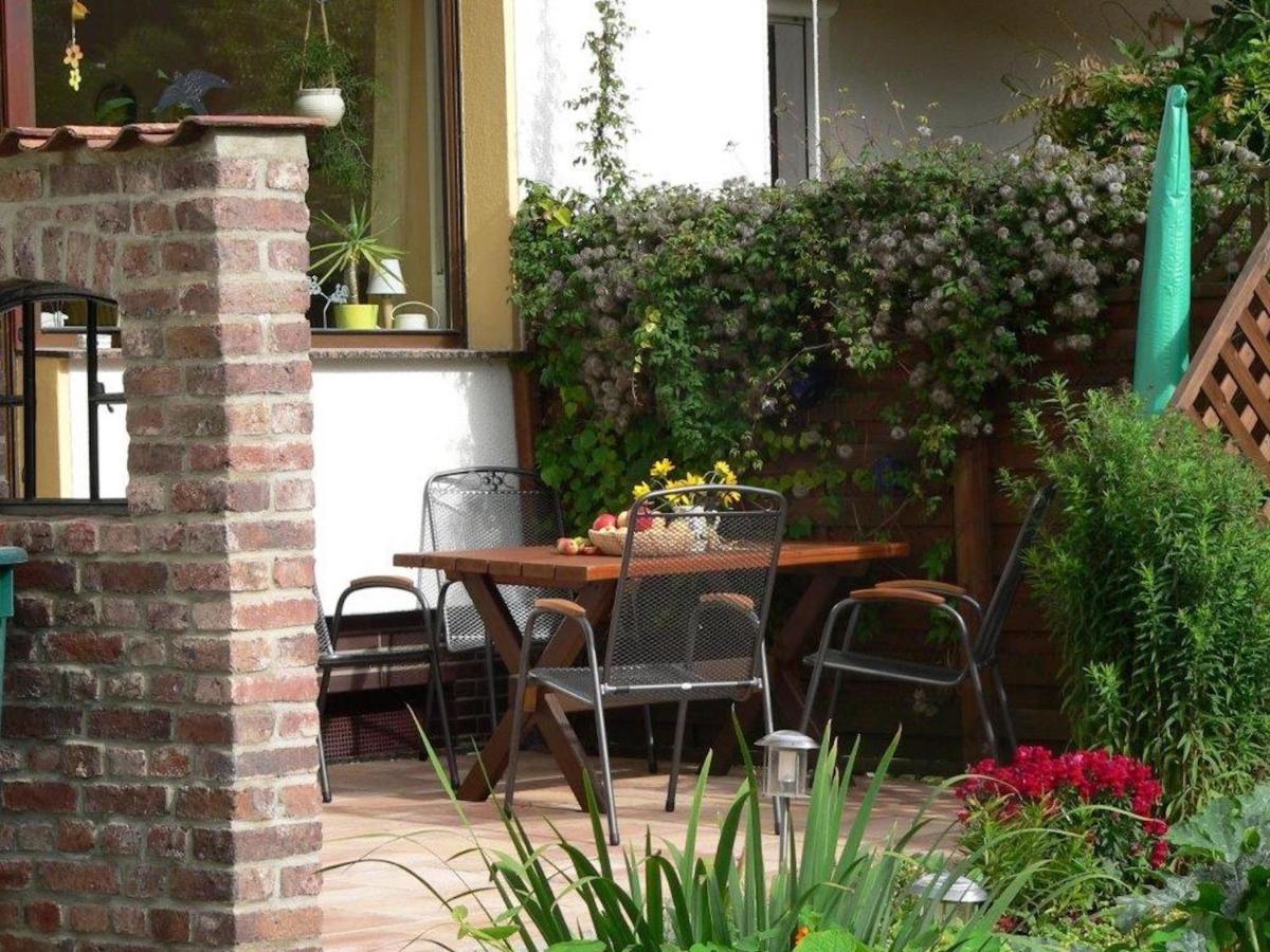 Quiet Holiday Home With Terrace Korbach Exterior foto